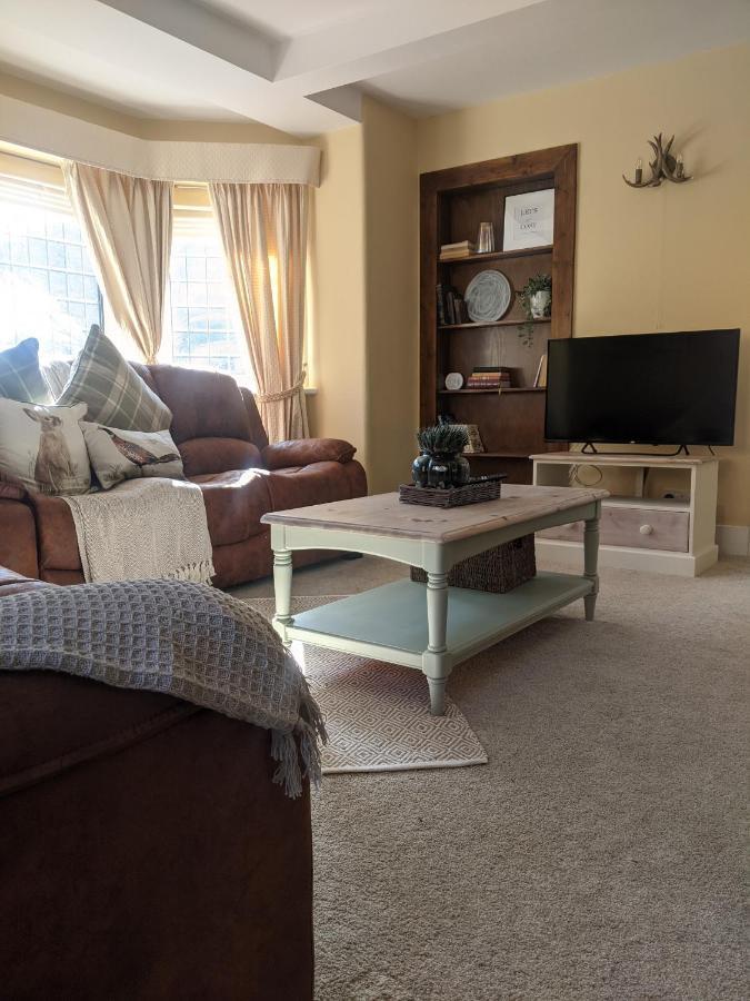 Aldon Farmhouse Villa Yeovil Bagian luar foto