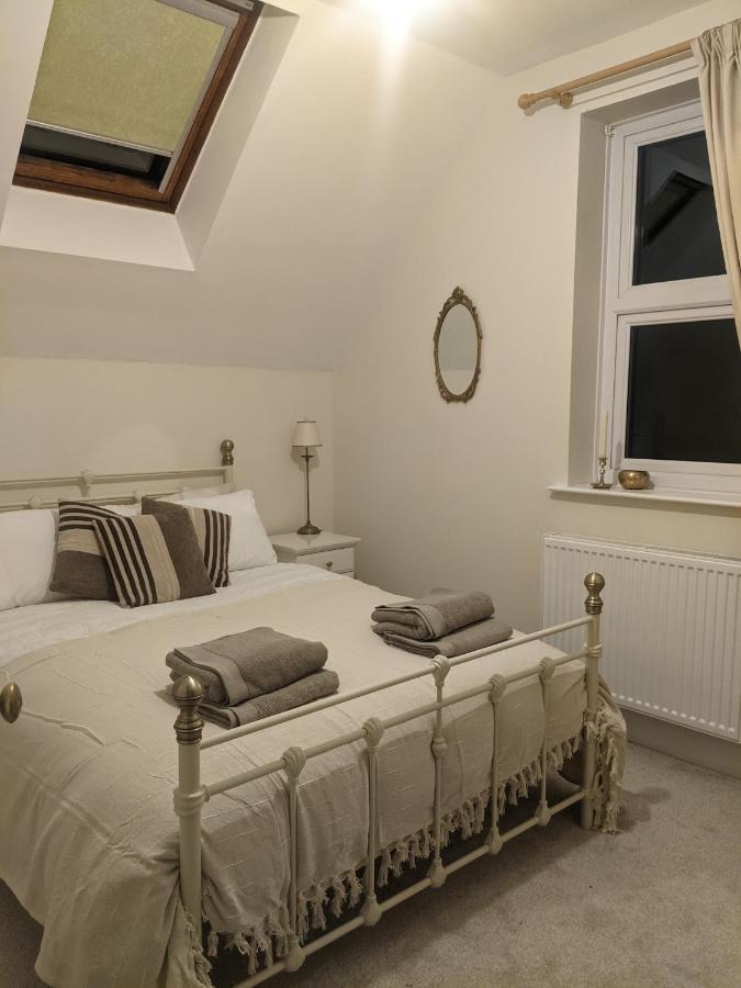 Aldon Farmhouse Villa Yeovil Bagian luar foto