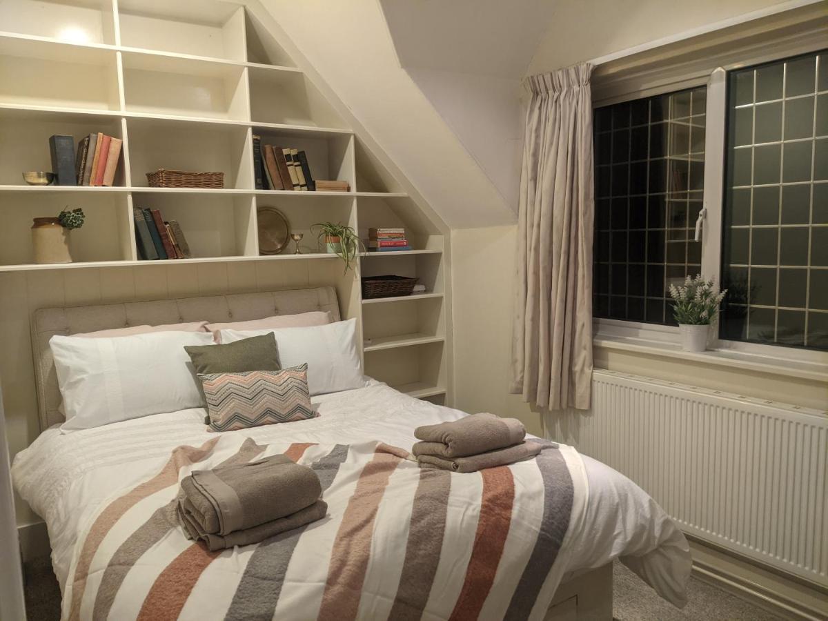 Aldon Farmhouse Villa Yeovil Bagian luar foto